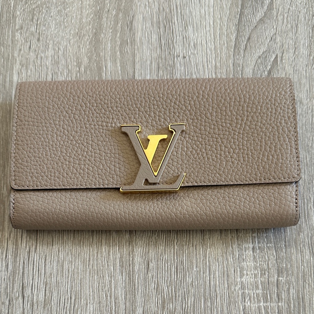Louis Vuitton Beige Leather Wallet with Gold Logo